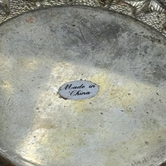 VTG International Silver Co. Grape Leaf Pattern Coasters Set Of 3 Patina Metal - Picture 8 of 8